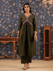 Silk Blend Embroidered Alia-Cut V-Neck Kurta, Pant, and Net Dupatta Set