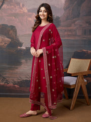 Silk Blend Round Neck Kurta, Pant and Dupatta Set.