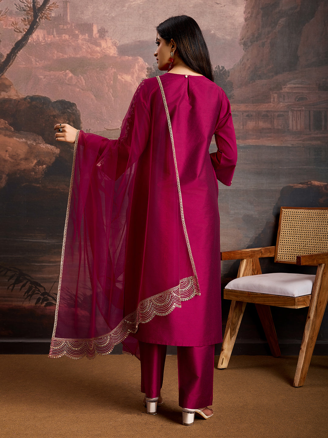 Deep pink Color Silk Blend Embroidered Kurta Set