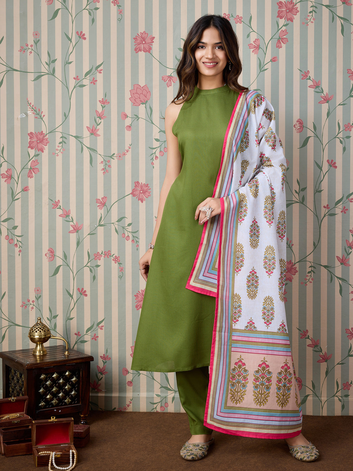 Green Rayon Kurta with Pant & Floral Printed Dupatta