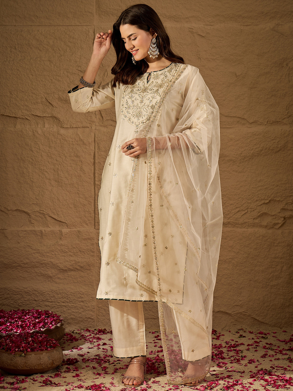 Graceful Off-White Silk Blend Kurta Set with Sheer Embroidered Dupatta