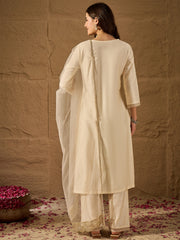 Classic Off-White Silk Blend Kurta Set with Net Dupatta