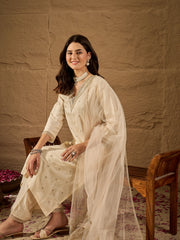 Classic Off-White Silk Blend Kurta Set with Net Dupatta