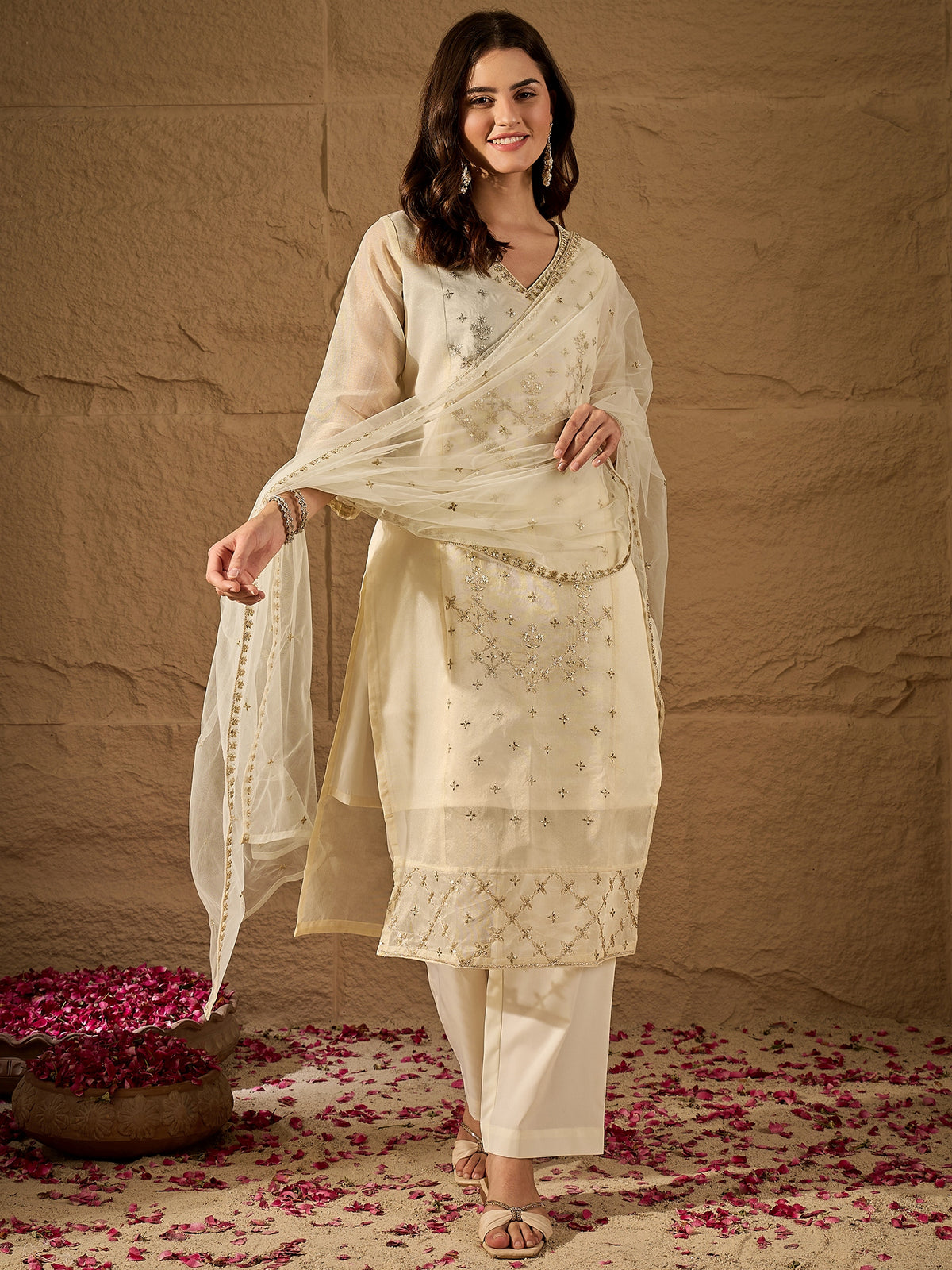 Elegant Ethnic Kurta Set with Dupatta