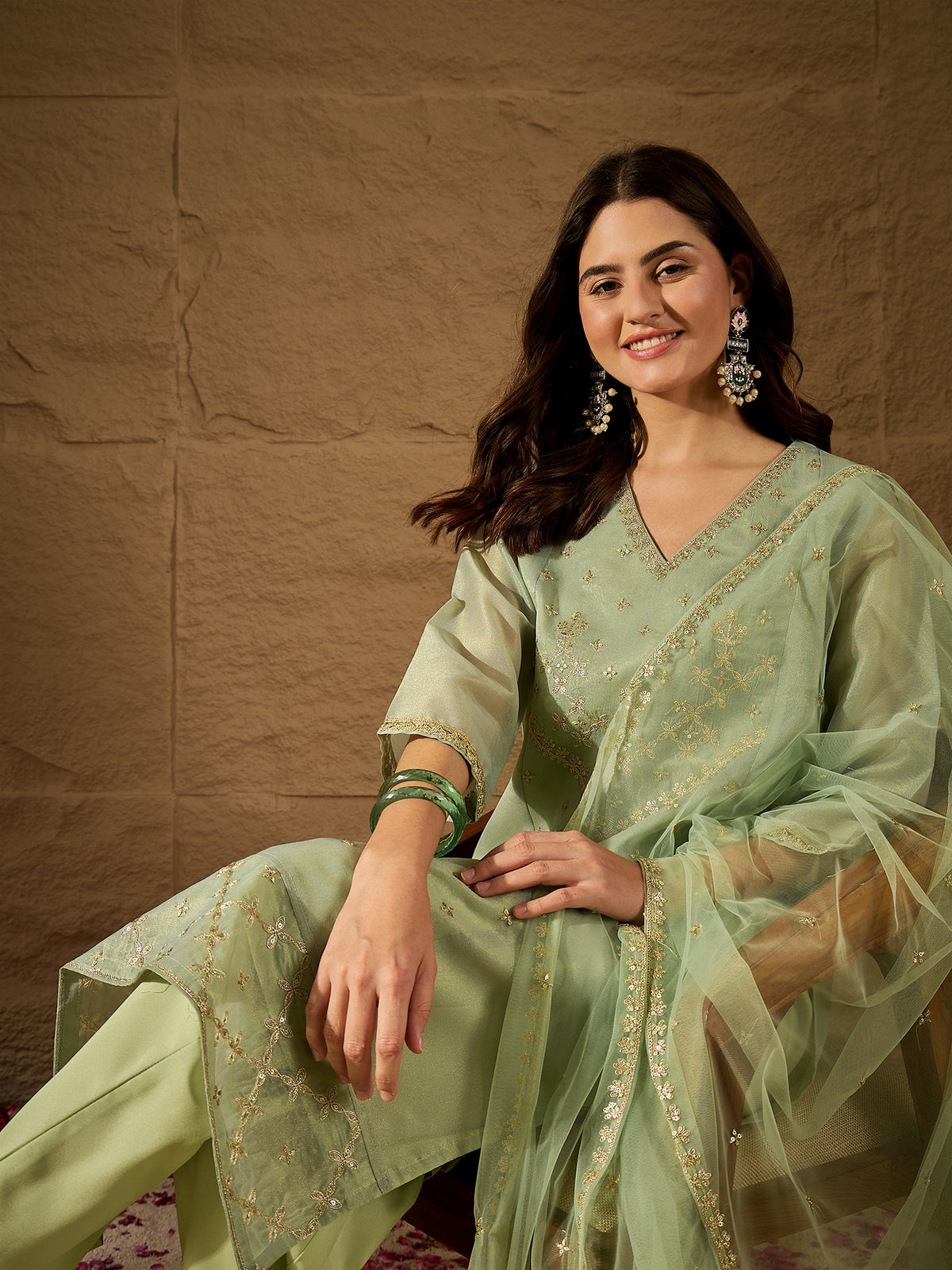 Elegant Ethnic Kurta Set with Dupatta