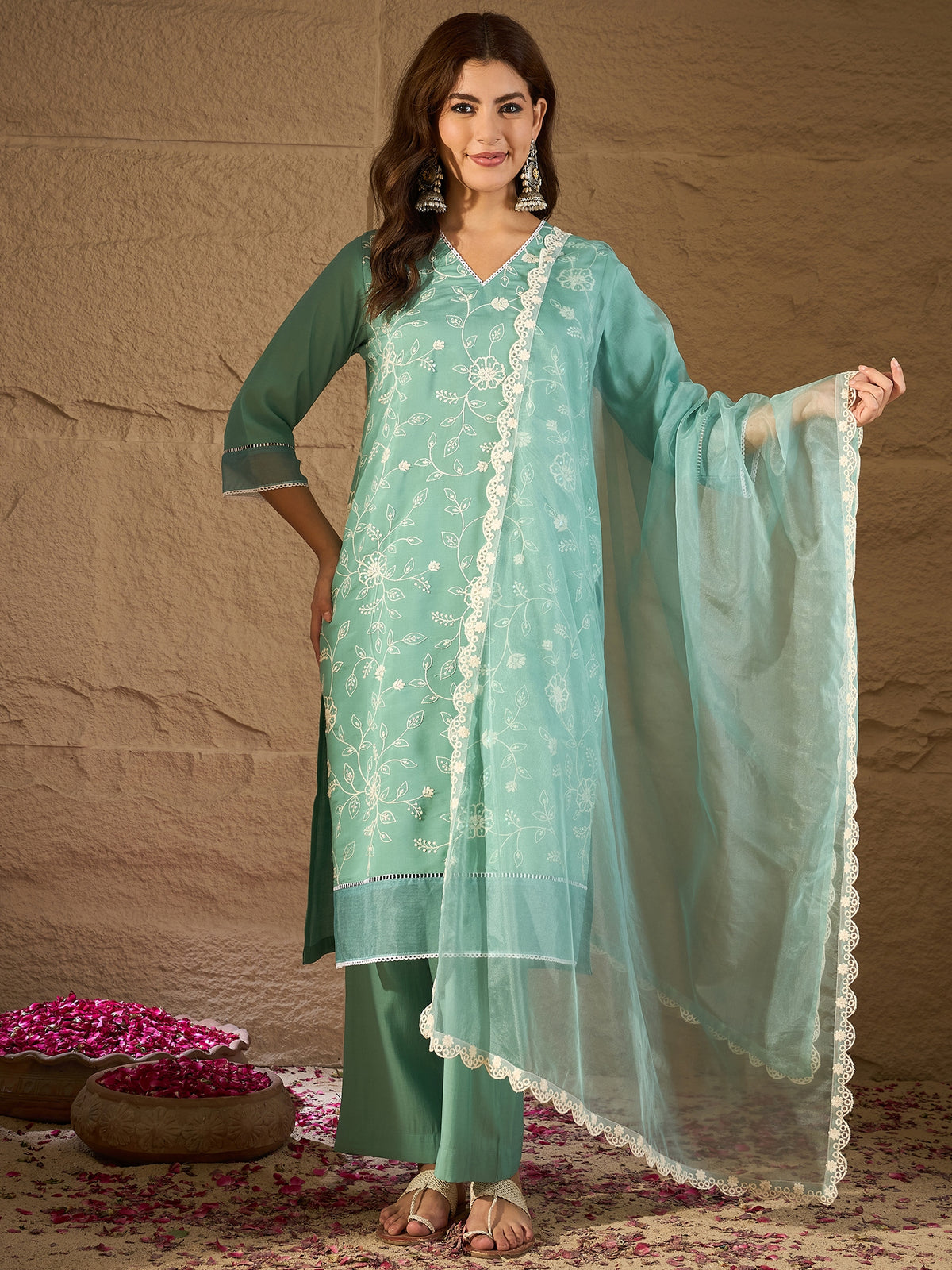 Mint Green Embroidered Kurta Set with Organza Dupatta – Elegant Ethnic Wear for Women