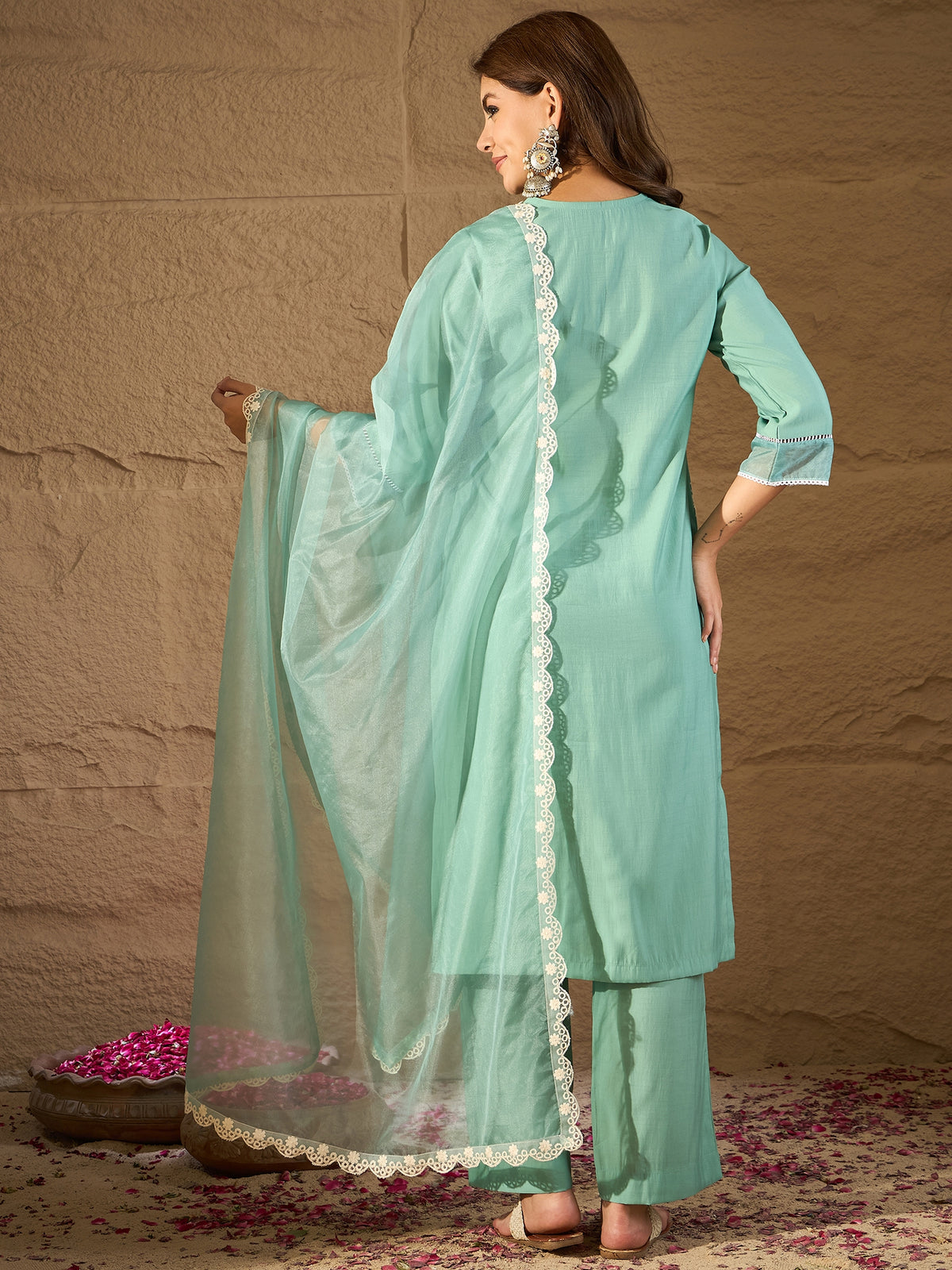 Mint Green Embroidered Kurta Set with Organza Dupatta – Elegant Ethnic Wear for Women