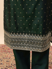 Emerald Green Embroidered Straight Kurta Pant Set with Organza Dupatta for Women