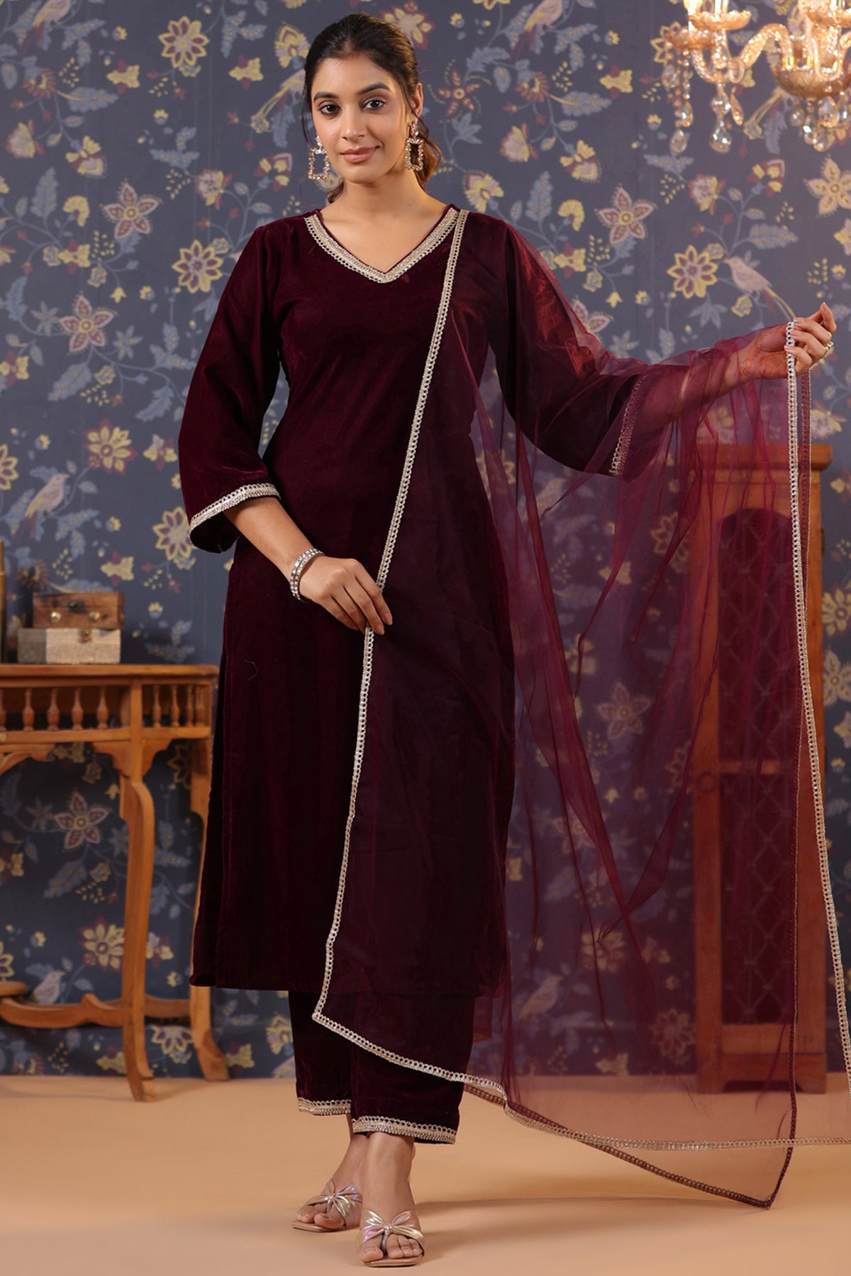 Maroon Velvet Kurta with Velvet Pant & Net Dupatta