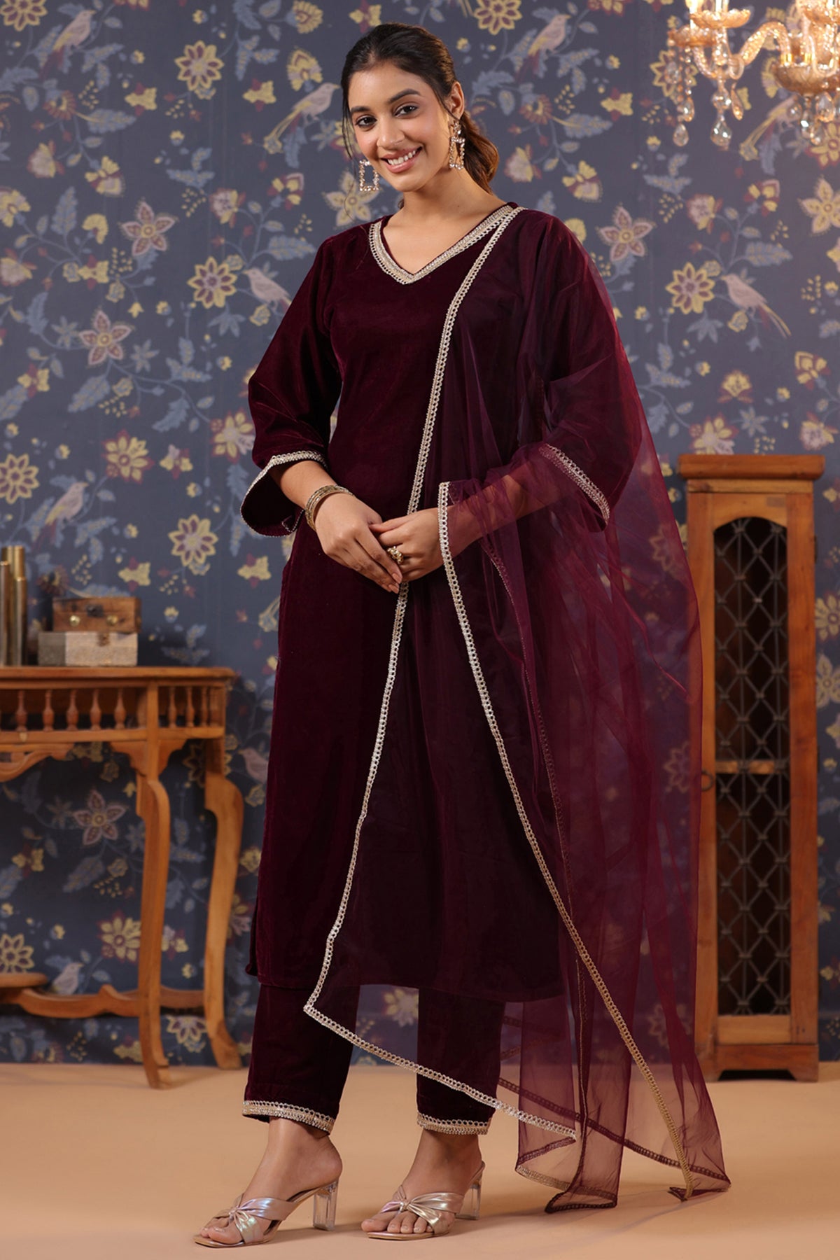 Maroon Velvet Kurta with Velvet Pant & Net Dupatta